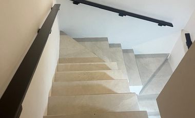 Linda casa CANTELLI Residencial en RENTA completamente amueblada