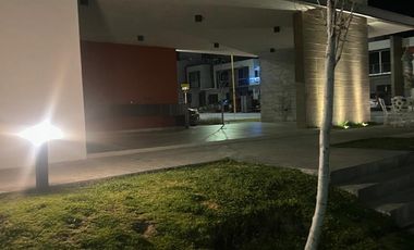 Linda casa CANTELLI Residencial en RENTA completamente amueblada