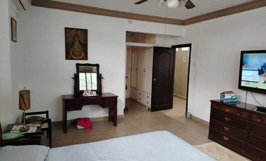 casa amplia de venta en portoviejo los mangos r/p