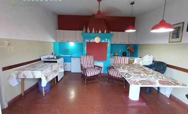 CHALET A METROS DEL MAR CON DEPARTAMENTO AL FONDO - ZONA CENTRO MAR DEL TUYU