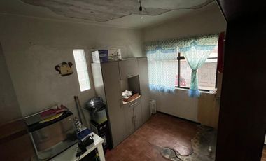 Renta Casa Para Familia Grande u Oficinas, en Calle de Acceso Controlado y Porton Electrico.