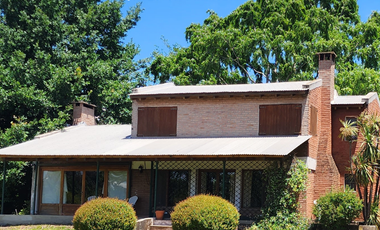 Espectacular Casa En Venta En Potrero De Garay, A Metros Del Lago!!!! 838