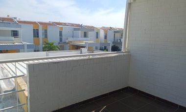 VENDO CASA ROBLES DEL CASTILLO EN  HACIENDA EL CASTILLO  JAMUNDI VALLE