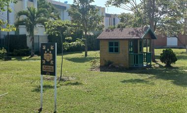 VENDO CASA ROBLES DEL CASTILLO EN  HACIENDA EL CASTILLO  JAMUNDI VALLE
