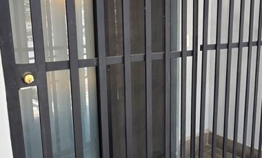 RENTA DE DEPARTAMENTO EN MITRAS CENTRO