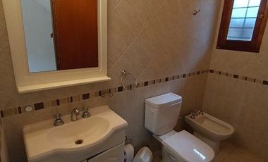 EXCELENTE PROPIEDAD EN COSTA DEL ESTE