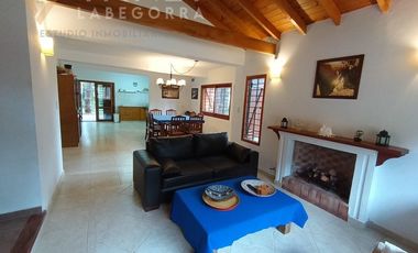 EXCELENTE PROPIEDAD EN COSTA DEL ESTE