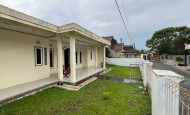 Rumah Halaman Luas Akses Mobil Dijual Murah di Wanayasa Purwakarta