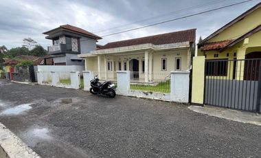 Rumah Halaman Luas Akses Mobil Dijual Murah di Wanayasa Purwakarta