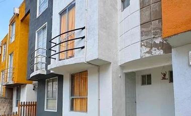 Hermosa casa en Cántaros III