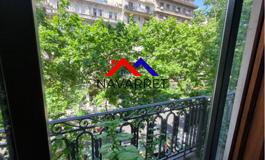 Se vende departamento de época