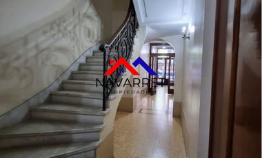 Se vende departamento de época