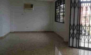 La Garzota 1, Venta amplio departamento en primer piso alto, 4 dormitorios, garaje, sitio cerrado con guardiania