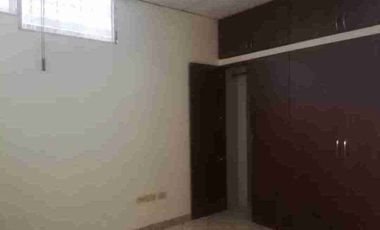 La Garzota 1, Venta amplio departamento en primer piso alto, 4 dormitorios, garaje, sitio cerrado con guardiania