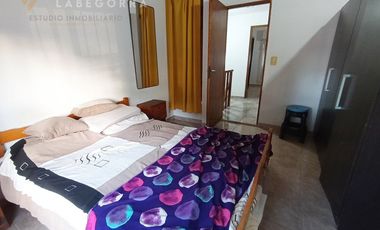 DUPLEX + LOCAL COMERCIAL EN ROTONDA PRINCIPAL SANTA TERESITA