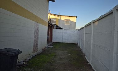 Arriendo casa con estacionamiento en sector Artificio, La Calera – 2 dormitorios y terraza