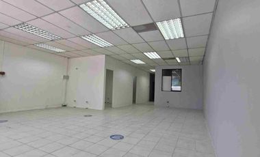 ARRIENDO BODEGAS CON GALPON AMPLIO Y SALA DE VENTAS