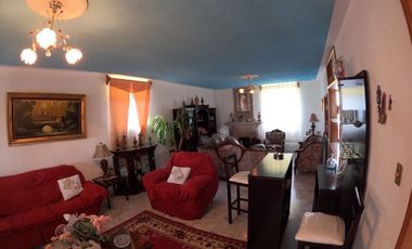 Casa Residencial en Venta en Guadalupe, en Privada Lomas de Bernárdez