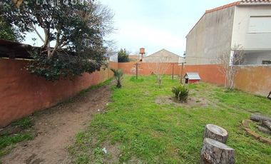 CHALET INDEPENDIENTE SOBRE AVENIDA