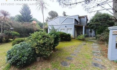 Casa Rodeada de Naturaleza - Costa del Este 1/2 Lote Propio