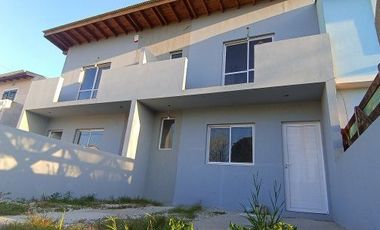 DUPLEX A ESTRENAR AL FRENTE - FACILIDADES DE PAGO 63 e/ 6 y 7
