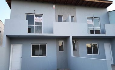 DUPLEX A ESTRENAR AL FRENTE - FACILIDADES DE PAGO 63 e/ 6 y 7