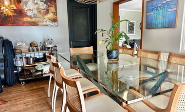 VENTA CASA PROVENZAL  IMPECABLE EN PIEDRA ROJA, 3D + PIEZA SERVICIO + TERRAZA TECHADA + QUINCHO, ¡A PASOS DEL COLEGIO SAN JOSÉ Y VERBO DIVINO!