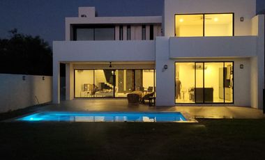 CASA EN VENTA EN PRIVADA NORTEMERIDA EN MERIDA YUCATAN. RECAMARA EN PLANTA BAJA