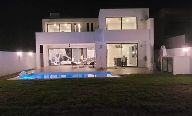 CASA EN VENTA EN PRIVADA NORTEMERIDA EN MERIDA YUCATAN. RECAMARA EN PLANTA BAJA