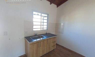 CHALE A ESTRENAR 1/2 LOTE PROPIO - 5 CUADRAS DEL MAR