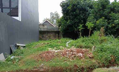 DiJual Kavling di Perumahan Bukit Nusa Indah, Jombang Ciputat Tangsel. Selling point  
Stasiun, Sudimara, 
*Luas Tanah : 120 meter*
Dimensi 6 x 20 meter, Harga : 7.000.000/meter
Nego, SHM