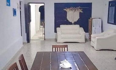 Casa de 1 planta, frente al mar en Chelem, Yucatán.