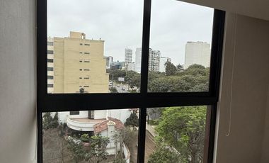 Departamento de Estreno con Vista Panorámica a la Ciudad - San Isidro