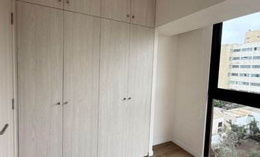 Departamento de Estreno con Vista Panorámica a la Ciudad - San Isidro