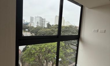 Departamento de Estreno con Vista Panorámica a la Ciudad - San Isidro
