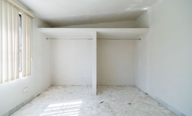 Oportunidad de Inversión, Propiedad en Venta Col Caracol T;221m2/C;330m2 , Monterrey