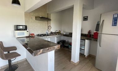 Tequesquitengo CASA PARA FIN DE SEMANA 4 recs. 14 personas $9,000.00 de viernes a domingo