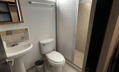 CASA AMUEBLADA EN RENTA, MUY CERCA DEL POLIFORUM Y DEL BLVD LOPEZ MATEOS FRACC. PORTAL LA LUZ