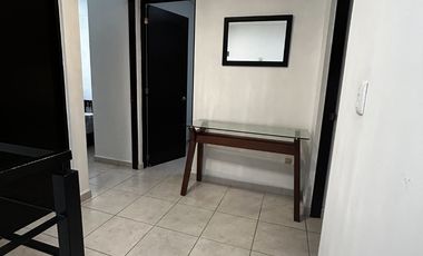 CASA AMUEBLADA EN RENTA, MUY CERCA DEL POLIFORUM Y DEL BLVD LOPEZ MATEOS FRACC. PORTAL LA LUZ