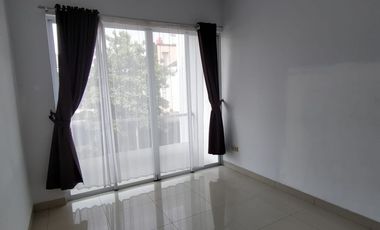 Wilson Disewakan Rumah Siap Huni Uk 8x15 Green Lake City