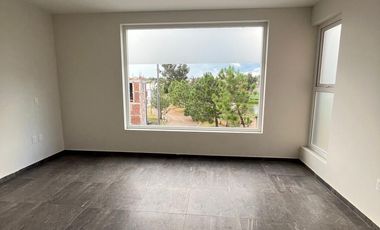 CASA EN RENTA EN ALTOZANO