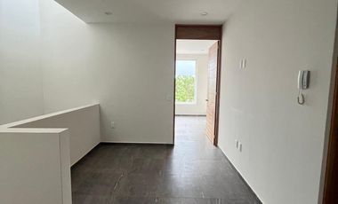 CASA EN RENTA EN ALTOZANO