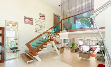 Contemporary 4 Bedroom House with Swimming Pool for Rent in Banilad