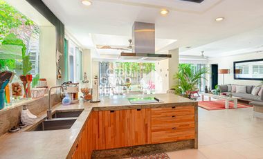 Contemporary 4 Bedroom House with Swimming Pool for Rent in Banilad