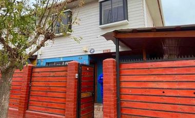 VENDE CASA EN CALLE LARGA