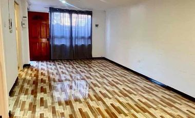 VENDE CASA EN CALLE LARGA