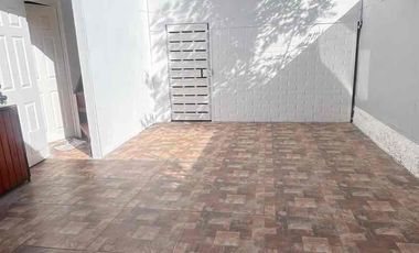 VENDE CASA EN CALLE LARGA