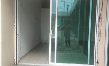 RENTA DE LOCAL PLAZA PASO DE CORTES