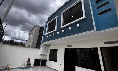 Venta de Casa en Cuenca, Sector Control Sur, Cerca del Colegio Borja