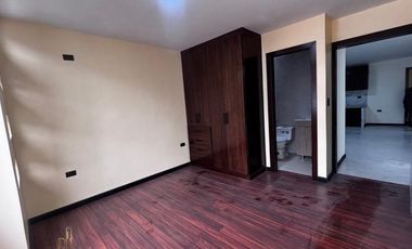 Venta de Casa en Cuenca, Sector Control Sur, Cerca del Colegio Borja